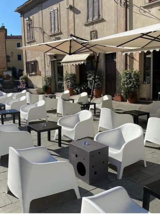 Lajatico Rentals - Terrazza Sul Tramonto Del Silenzio Eksteriør bilde